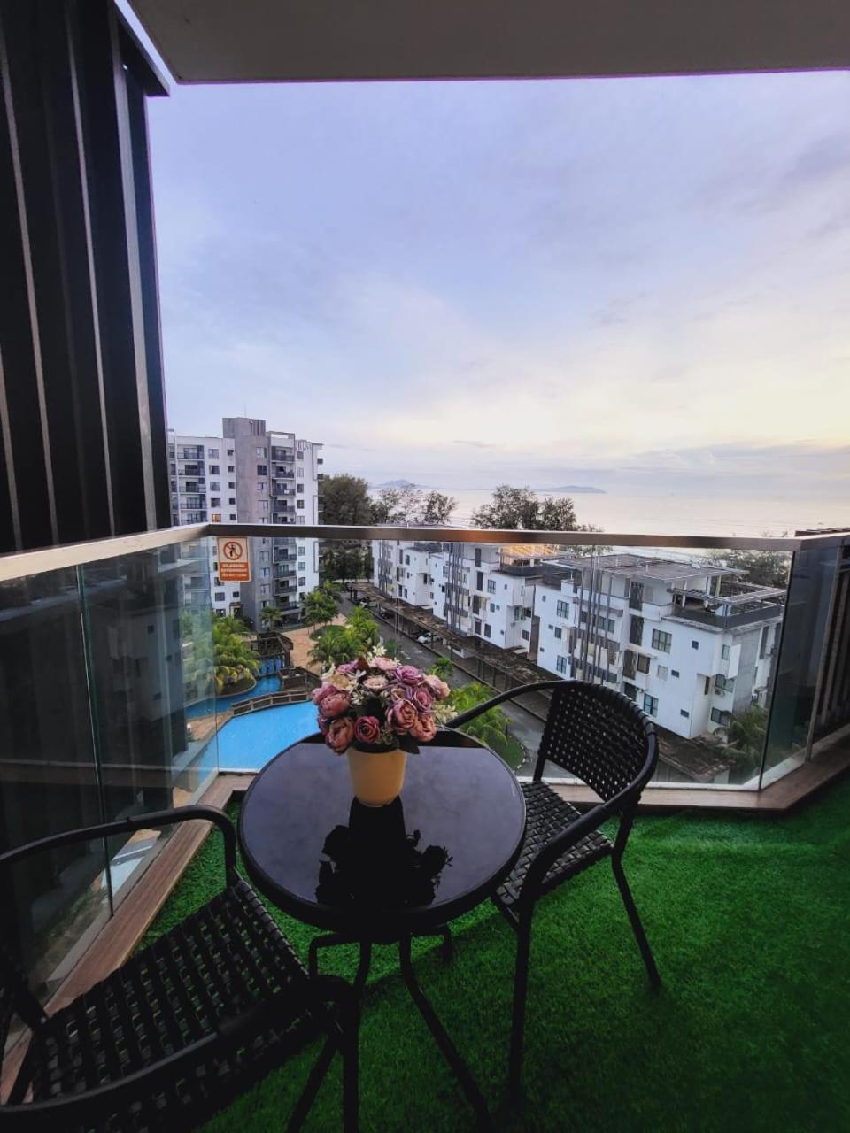 Timurbay By Irish Studio Suite Seaview Wifi Netflix Kuantan Eksteriør bilde