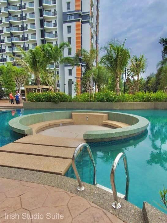 Timurbay By Irish Studio Suite Seaview Wifi Netflix Kuantan Eksteriør bilde