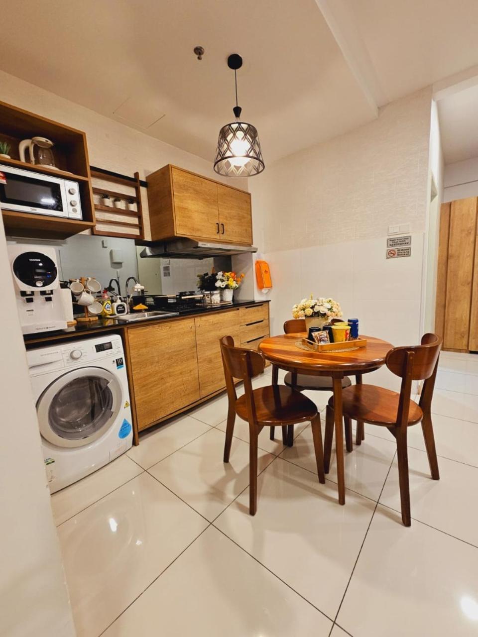 Timurbay By Irish Studio Suite Seaview Wifi Netflix Kuantan Eksteriør bilde